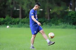 Thủ môn Huỳnh Tuấn Linh nhận 'đặc ân' ở đội bóng đất Võ