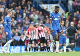 Mauricio Pochettino đáp trả nhận định của Alan Shearer