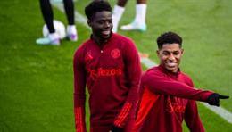 Cái tên lạ xuất hiện trong buổi tập mới nhất của MU