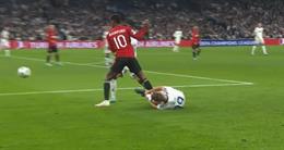 Cận cảnh tình huống khiến Marcus Rashford phải nhận thẻ đỏ trực tiếp