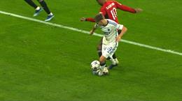 NHM tức giận trước giải thích của UEFA về thẻ đỏ của Marcus Rashford