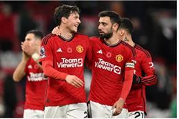 Mikael Silvestre chỉ ra 2 cầu thủ tốt nhất MU mùa này