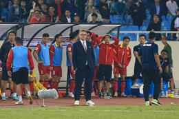 HLV Troussier sợ lộ bài trước thềm Asian Cup, thêm 3 ngôi sao khả năng bị loại