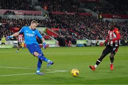 Mikel Arteta là lý do khiến Aaron Ramsdale mắc sai lầm trước Brentford