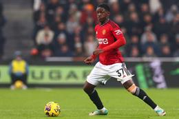 Đằng sau phong độ ấn tượng của Kobbie Mainoo