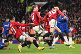 Levi Colwill bị chỉ trích dữ dội sau thất bại trước MU