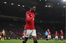 Anthony Martial tiếp tục bị la ó, Erik ten Hag phản ứng thế nào?