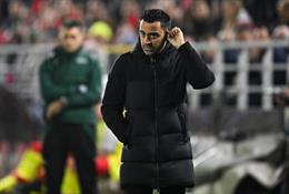 HLV Xavi nói gì sau trận thua bạc nhược Antwerp?