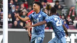 Aston Villa lần đầu tiên làm được điều này trong lịch sử CLB?