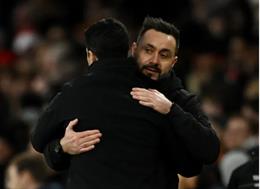 HLV Brighton: “Arsenal là đội mạnh nhất EPL mùa này”