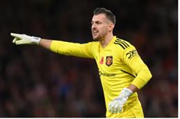 MU vô địch cúp Liên đoàn mùa trước, Martin Dubravka có nhận được huy chương?