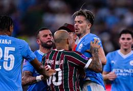 Felipe Melo phân trần sau màn ẩu đả với cầu thủ Man City