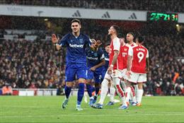 Arsenal lập kỷ lục khó tin ở trận thua West Ham