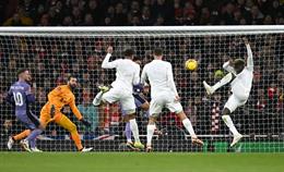 Hàng công Arsenal bị chỉ trích dữ dội sau trận thua Liverpool