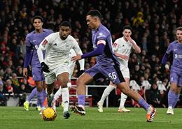 Alexander-Arnold lên tiếng sau chiến thắng trước Arsenal