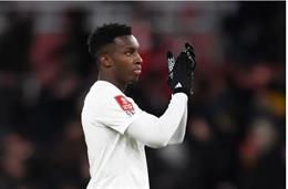 Vì sao Eddie Nketiah phải ngồi dự bị trước Liverpool?