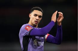 Liverpool nhận tin khủng khiếp từ Trent Alexander-Arnold