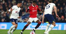 Chelsea hòa Fulham 1-1, MU đánh bại Spurs 1-0