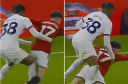 Erik ten Hag: “MU mất 2 quả 11m trước Tottenham”