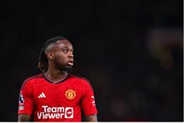 Vì sao Aaron Wan-Bissaka vắng mặt trước Newport County?