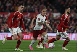 Antony tiếp tục bị chỉ trích dù MU thắng Nottingham Forest