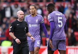 Liverpool đánh bại Nottingham Forest nhờ trọng tài?