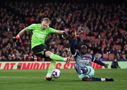 William Saliba lên tiếng về sai lầm của Aaron Ramsdale 