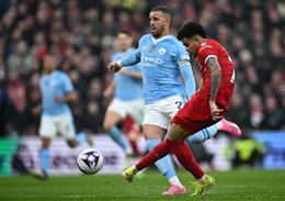 VIDEO: Pep Guardiola: "Man City đã sống sót sau cơn sóng thần ở Anfield"