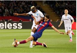 Owen Hargreaves đưa sao trẻ Barca lên mây