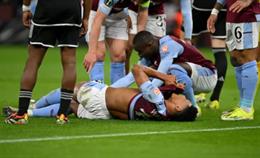 Aston Villa và ĐT Anh méo mặt vì Ollie Watkins