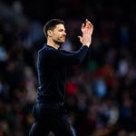 Xabi Alonso hạnh phúc sau màn ngược dòng kinh điển của Leverkusen