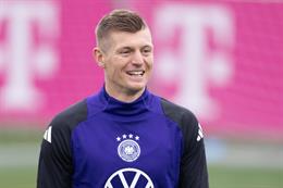 Ilkay Gundogan vui mừng khi Toni Kroos trở lại ĐT Đức
