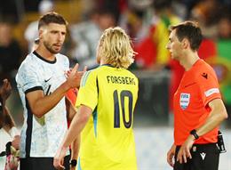 Bernardo Silva và Ruben Dias rời tuyển Bồ Đào Nha