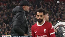 Điểm tin tối 30/4: Tương lai của Mohamed Salah sau vụ xô xát với Jurgen Klopp