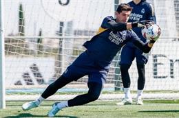 Thibaut Courtois cập nhật tình hình hồi phục chấn thương