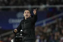 Xavi: "Barcelona bị loại vì sai lầm của trọng tài"