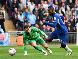 Didier Drogba lên tiếng động viên Nicolas Jackson