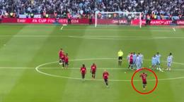 Erik ten Hag nói gì về hành động của Antony trước Coventry?