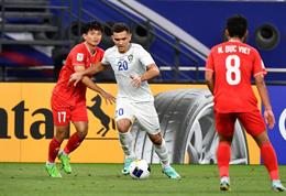 Hậu vệ đắt giá bên phía U23 Uzbekistan khen ngợi U23 Việt Nam
