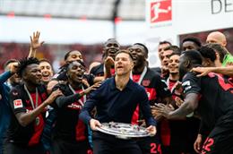 Xabi Alonso lên tiếng sau chiến tích lịch sử cùng Bayer Leverkusen 