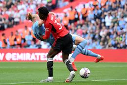 Man City mất oan quả penalty trước MU trong trận Chung kết FA Cup