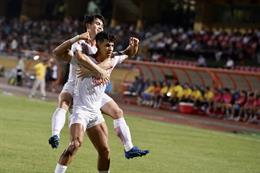 Filip Nguyễn để Viettel chọc thủng lưới sau sai lầm của Bùi Hoàng Việt Anh 