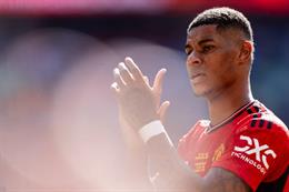 Marcus Rashford có động thái lạ