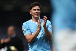 Man City từ chối đề nghị đầu tiên cho Julian Alvarez