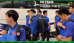 Đội tuyển Việt Nam bay sang Iraq từ tờ mờ sáng