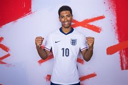 Jude Bellingham đi vào lịch sử bóng đá châu Âu