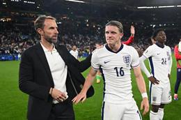 Gareth Southgate ca ngợi hàng thủ Anh sau trận thắng Serbia