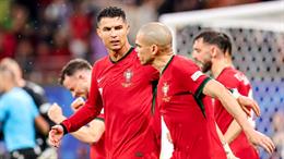 Ronaldo chính thức đi vào lịch sử sau trận gặp Cộng hòa Séc