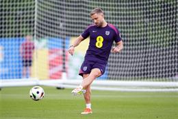 Luke Shaw có thể trở lại trong trận gặp Slovakia