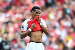 6 cầu thủ Arsenal trở lại tập luyện